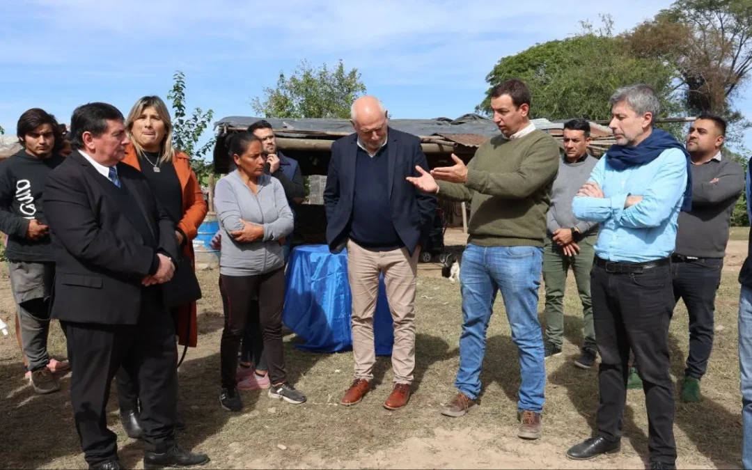 42 familias en Los Alamitos ya cuentan con acceso a la red de agua potable