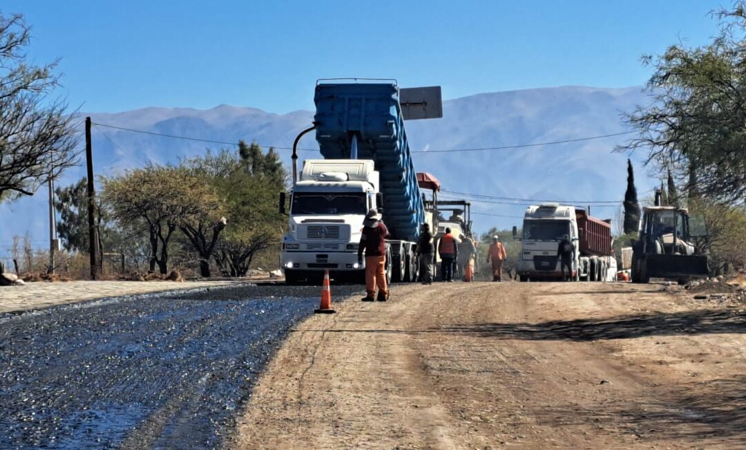 Se reiniciaron los trabajos de repavimentación en la Ruta Provincial 307