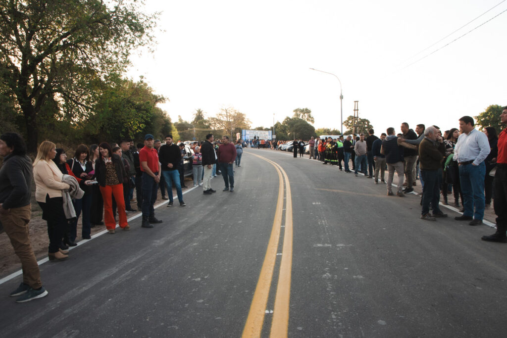 Jaldo dejó inauguradas las obras sobre la ruta 334 en el tramo que une La Cocha con Los PIzarro.