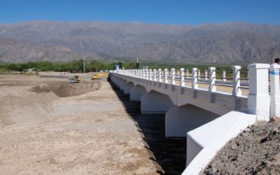 Jaldo inaugura el puente del río Santa María antes de la temporada de verano 2025