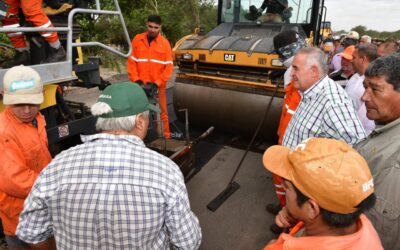 Jaldo lanzó la repavimentación de la ruta 329 e inauguró luminarias en Monteagudo