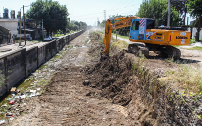 Finalizaron los trabajos de limpieza y desmalezamiento en el Canal Juan Manuel de Rosas