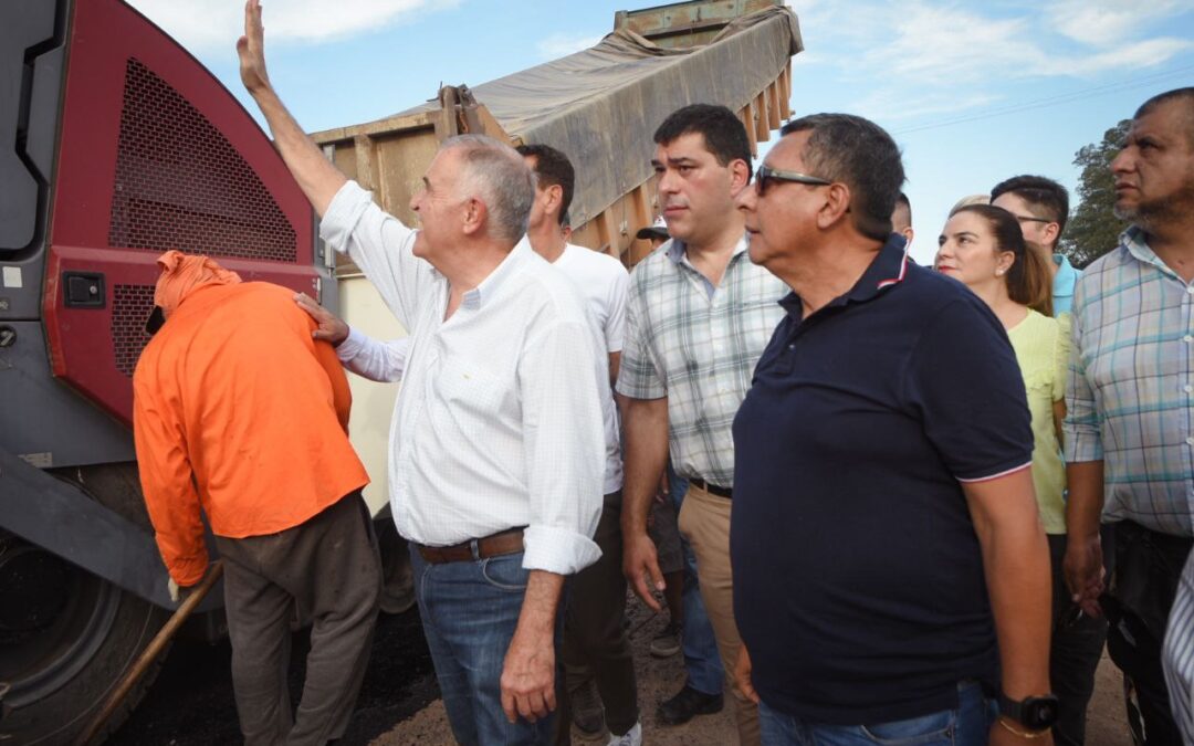 Jaldo recorrió obras viales en Santa Rosa de Leales