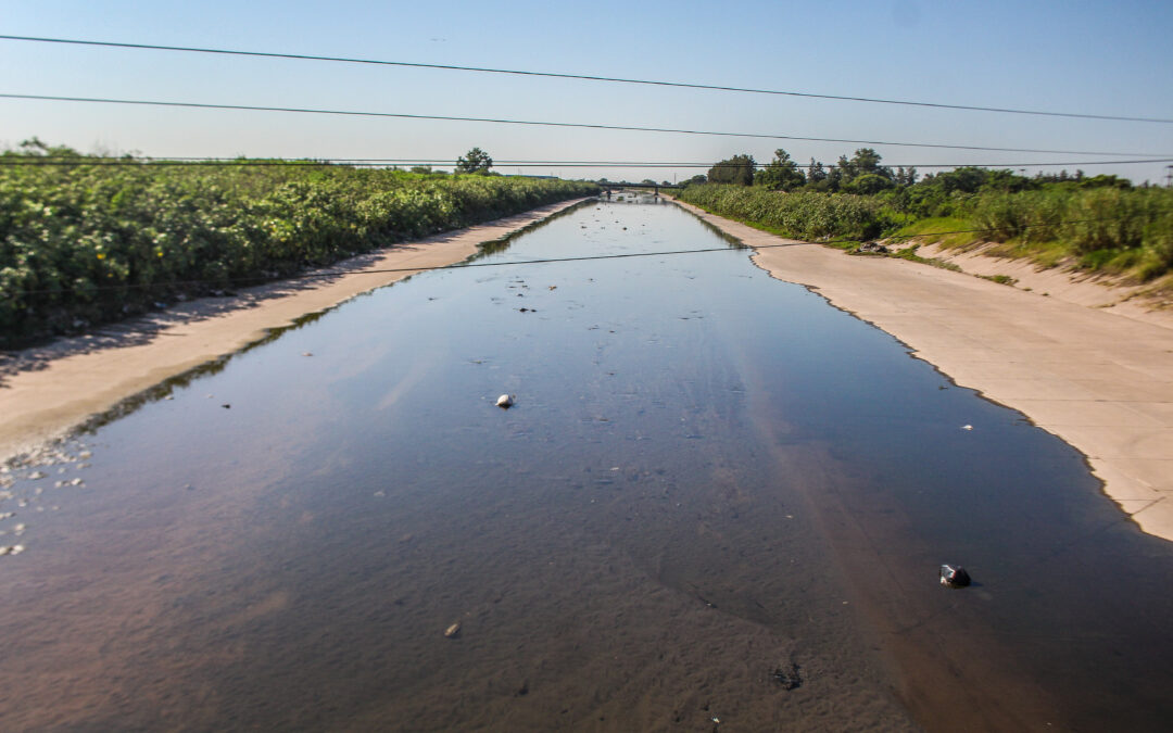 Limpieza y mantenimiento del Canal Sur para prevenir inundaciones