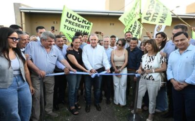 Jaldo entregó viviendas e inauguró obras de infraestructura y espacios comunitarios