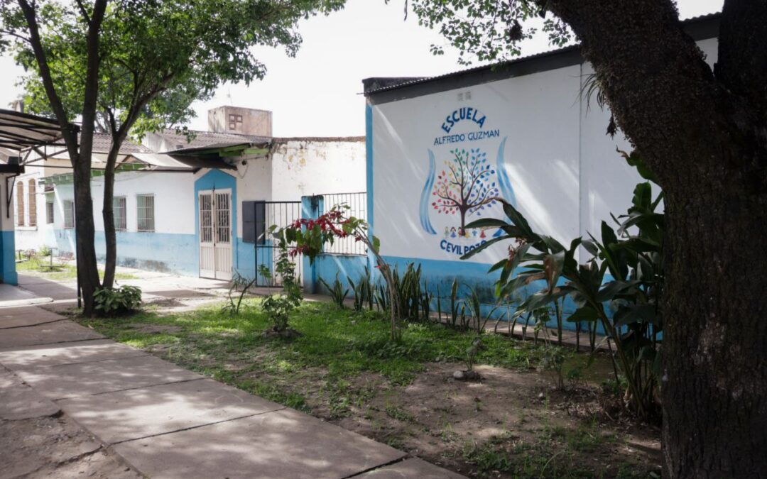 Obras Públicas avanza con tareas de reacondicionamiento y mejoras en escuelas