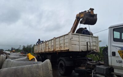Continúan los trabajos de drenaje, limpieza y recuperación de la conectividad vial en La Madrid